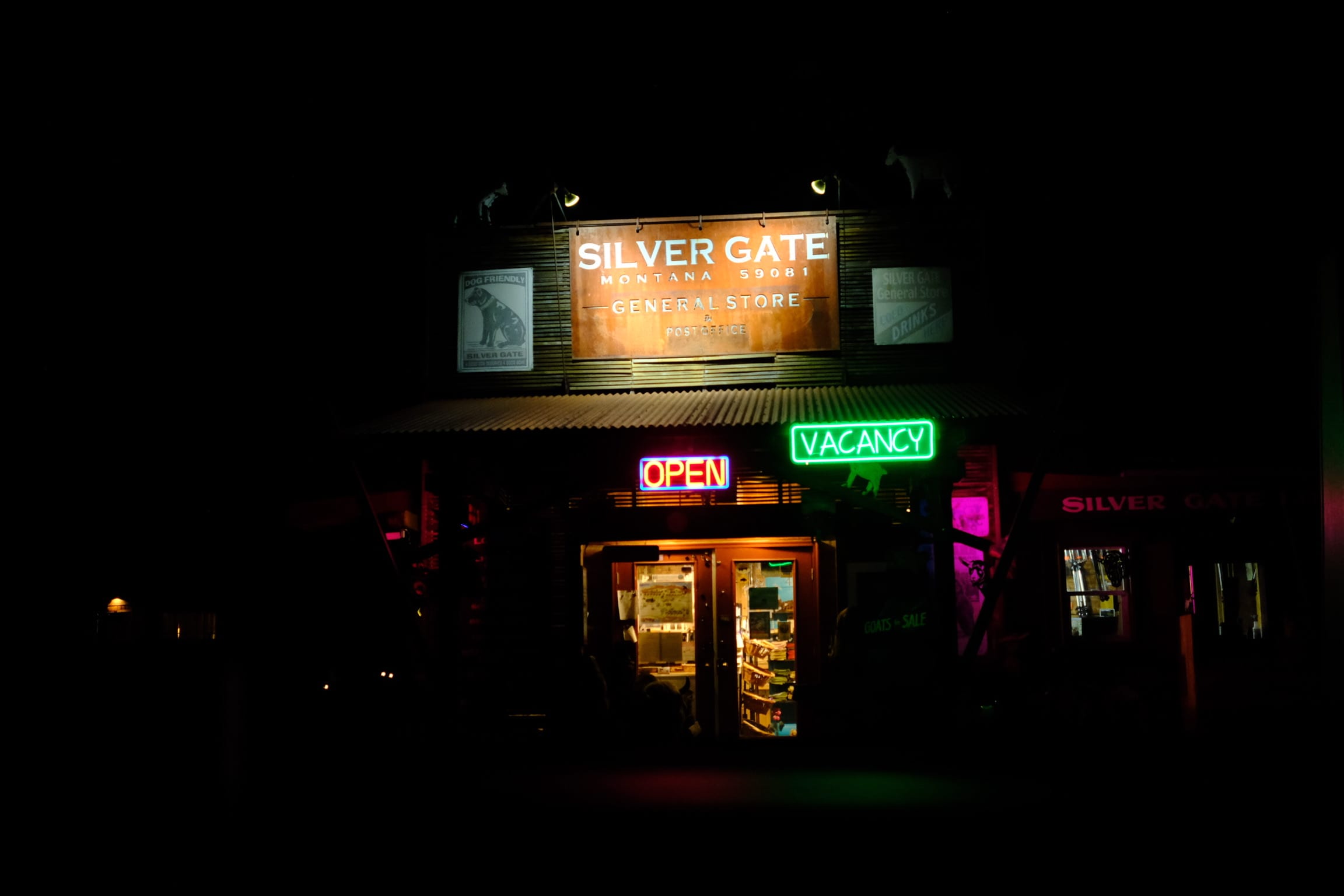 Photo yellostone_silvegate_general_store